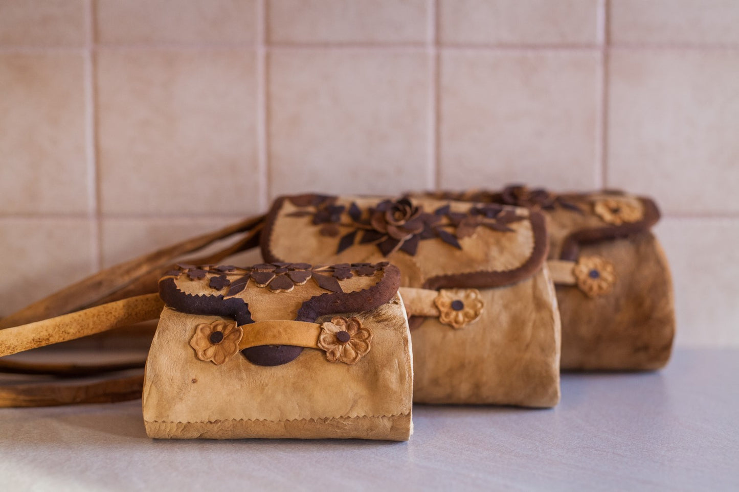 Amadou shoulder bag / legacy / big